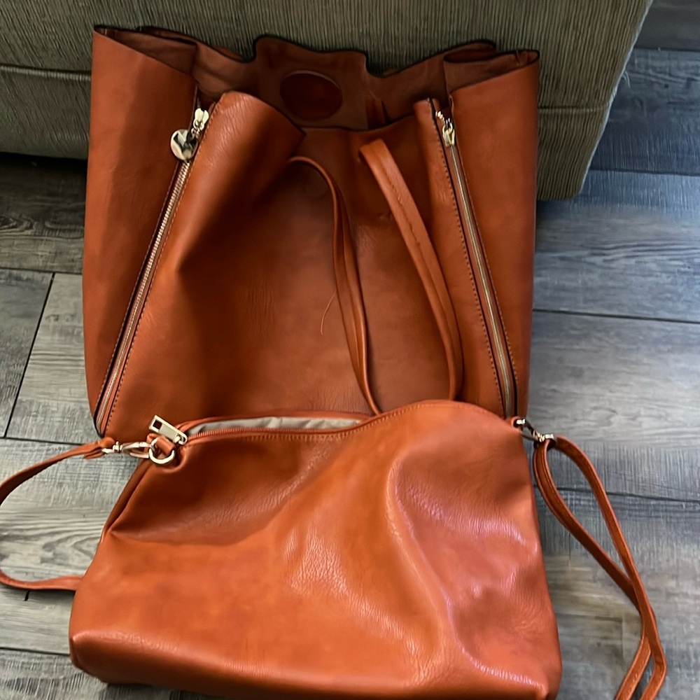 Set of 2 leather purses. Orange.